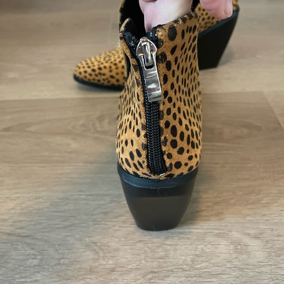 Yoki leopard print ankle boots - Picture 3 of 4
